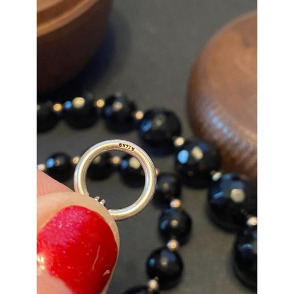 925 Sterling Graduated Faceted Onyx Beaded Necklace 23" in faux wood box - Picture 4 of 5